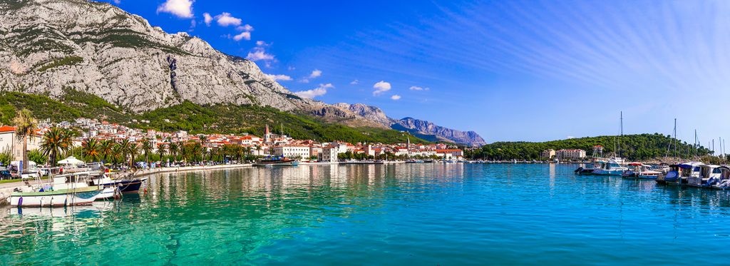 عبّارات من Korcula إلى Split Dalmatia County
