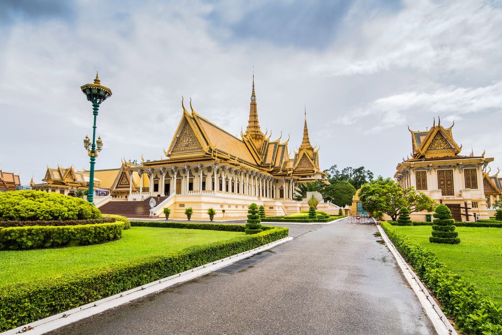 Bangkok to Phnom Penh Virak Buntham