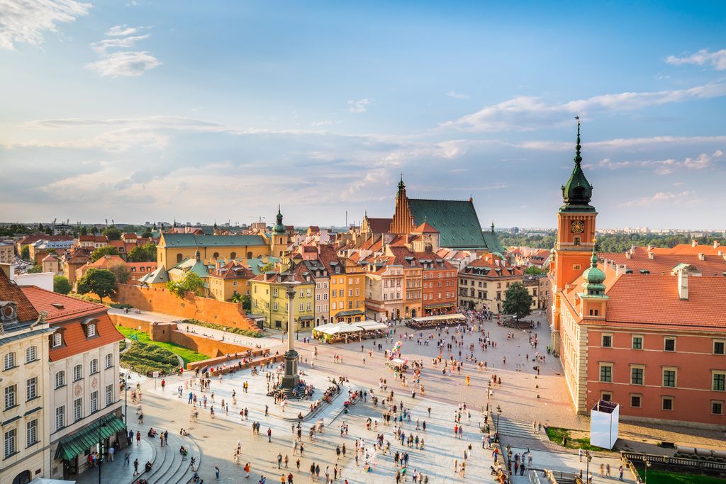 Warsaw Chopin Airport (WAW) إلى Warsaw Old Town