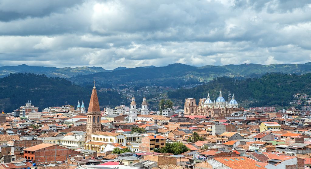 luz de sol Mecánicamente campeón Vuelos de Quito (UIO) a Cuenca (CUE) a partir de Mar. 2023